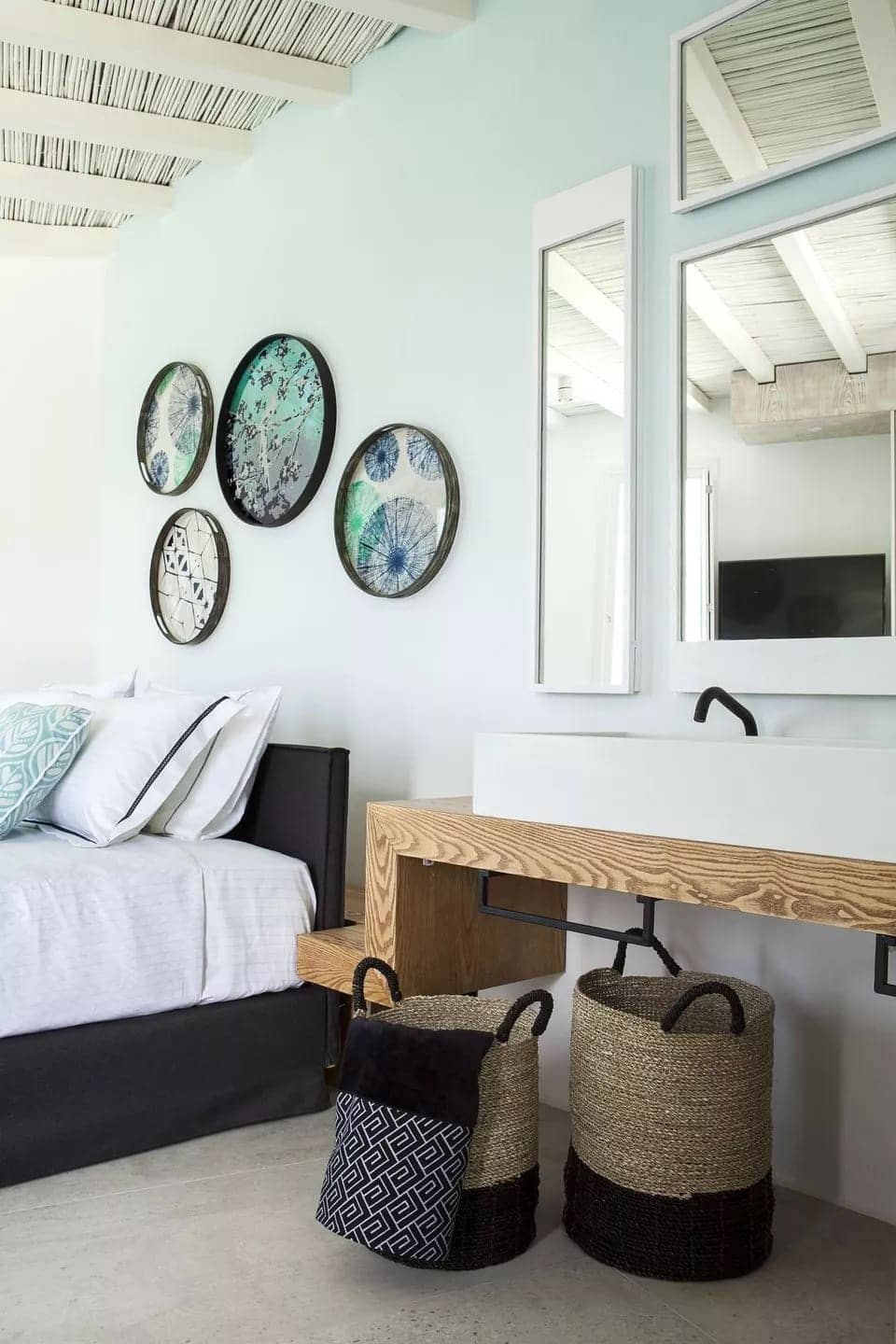 LYO Boutique Hotel Mykonos - Aegean Honeymoon Sea View Suite with Jetted Tub