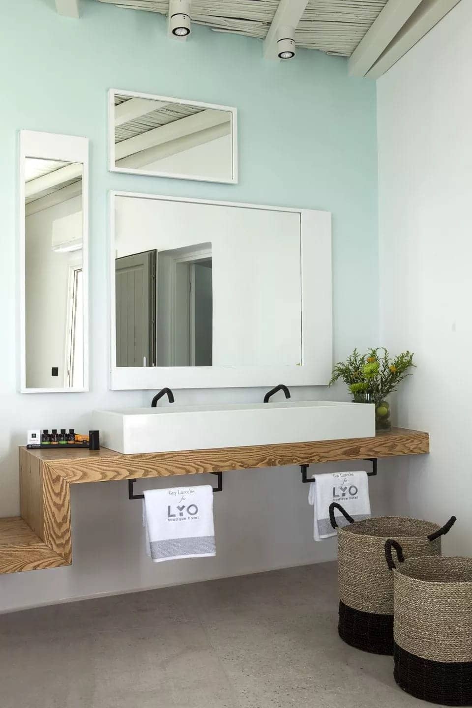 LYO Boutique Hotel Mykonos - Aegean Honeymoon Sea View Suite with Jetted Tub