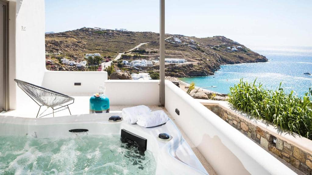 LYO Boutique Hotel Mykonos - Panorama Sea View Suite Jetted Tub