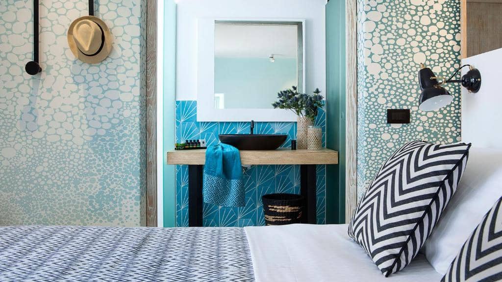 LYO Boutique Hotel Mykonos - Panorama Sea View Suite Jetted Tub